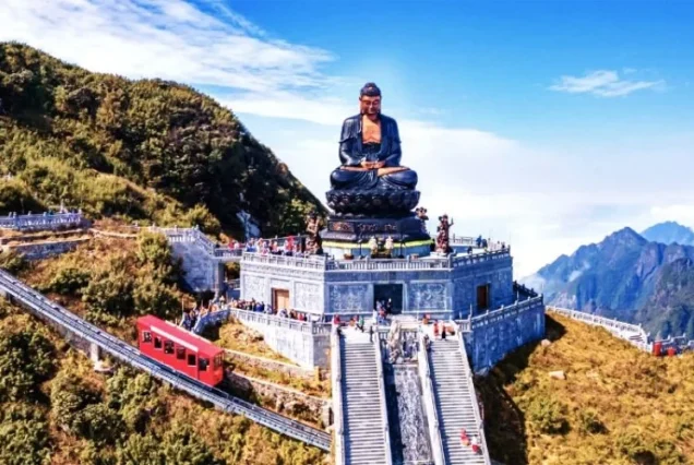 Tour Vietnam 7 Hari 6 Malam (Hanoi - Halong Bay - Sapa)